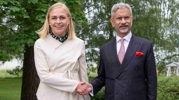 elina with jaishankar