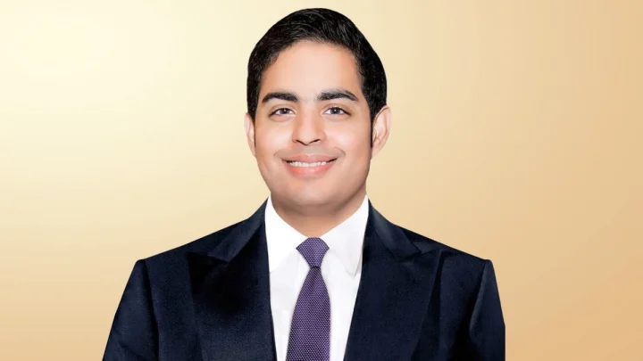 आकाश अंबानी ने रखा Jio का AI रोडमैप : कॉल, कारोबार और खेती तक पहुंचेगा एआई