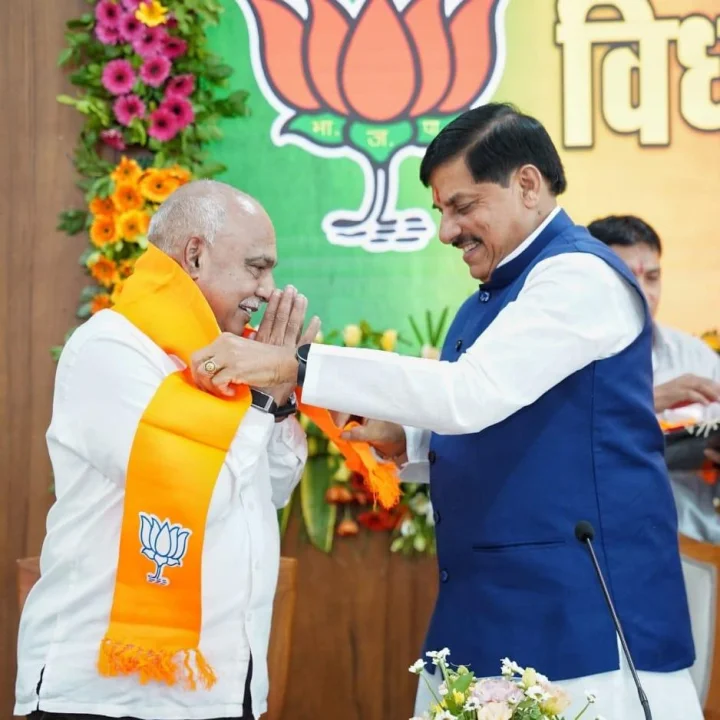 Completion of Hemant Khandelwal's one-year tenure as BJP State President; Chief Minister Dr. Mohan Yadav extended his best wishes to Hemant Khandelwal.बीजेपी प्रदेश हेमंत खंडेलवाल का एक वर्ष का कार्यकाल