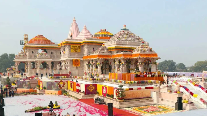 LIVE: अयोध्या राम मंदिर ट्रस्ट की बैठक, गोविंद देव गिरी ने रखा एजेंडा