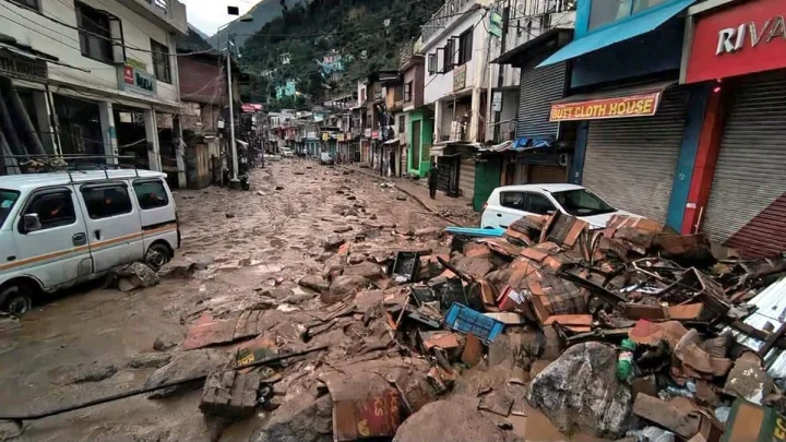 Flash floods wreaked havoc at several places in Thathri area of ​​Doda district