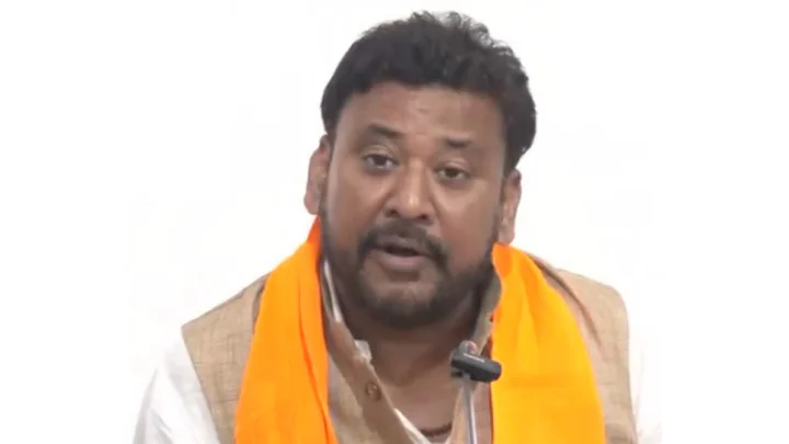 Bankipur Bypoll में BJP को बड़ा झटका, उम्मीदवार अभिषेक कुमार सिन्हा ने नामांकन के अगले ही दिन वापस लिया नाम, जानिए कौन है नया उम्मीदवार