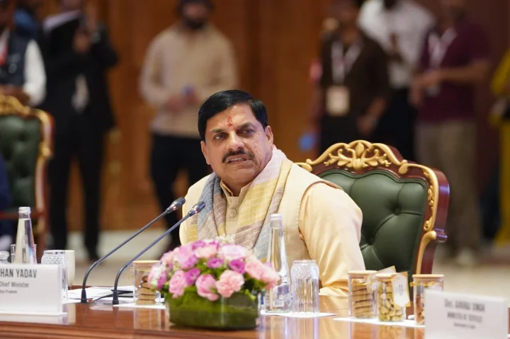 मध्यप्रदेश में गुरु पूर्णिमा पर होंगे सांदीपनि विद्यालयों के लोकार्पण,CM डॉ. मोहन यादव ने दिए निर्देश