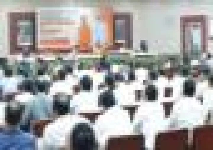 CM योगी का सख्त एक्शन, उखड़ी सड़कें नहीं सुधरीं तो होगी FIR, जल जीवन मिशन पर जल निगम को लगाई कड़ी फटकार