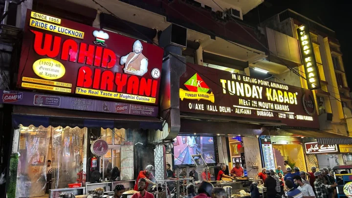 खूब खाइए कि आप लखनऊ में हैं...