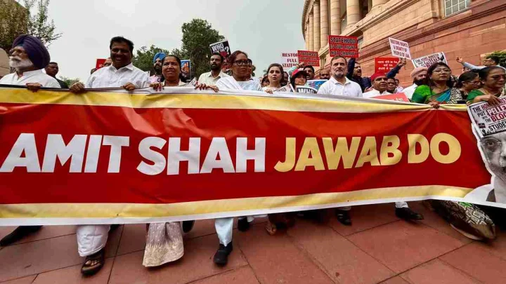 opposition protest in parliment