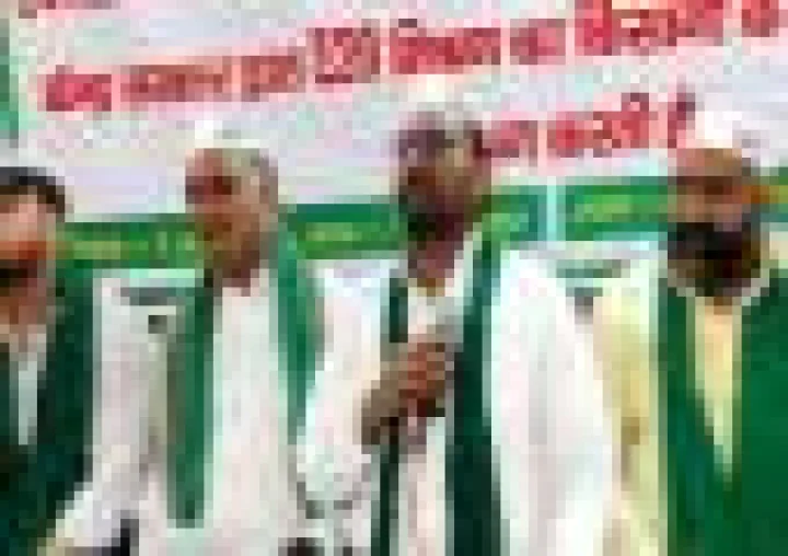एथनॉल पर फैल रही भ्रामक सूचनाओं पर लगे रोक, किसानों के हित में सरकार के सकारात्मक निर्णयों का हो समर्थन