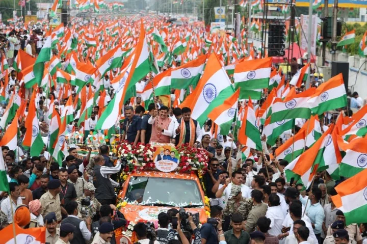 प्रदेश की सबसे बड़ी तिरंगा यात्रा को सीएम डॉ. मोहन यादव ने दिखाई हरी झंडी, कहा- युवा वर्ष के रूप में मनाया जाएगा 2027