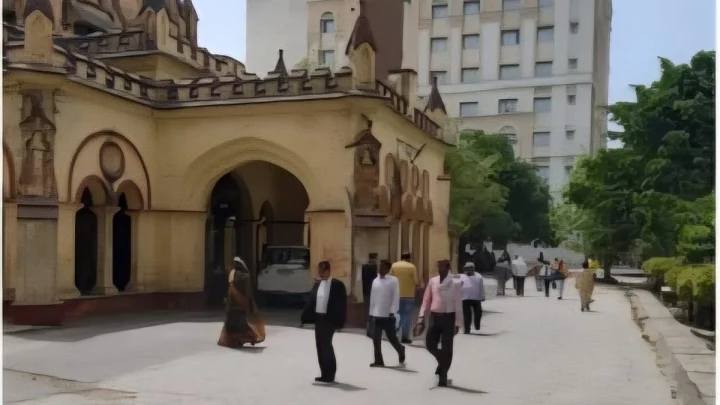 अयोध्या कचहरी लॉकअप से शातिर चोर फरार, गार्द को चकमा देकर भागा दीपक; दो पुराने फरार बंदियों का भी नहीं मिला सुराग