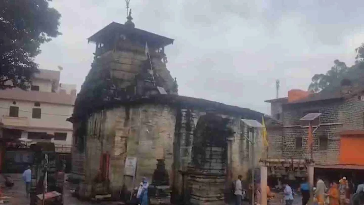 बागेश्वर का बागनाथ मंदिर: उत्तर भारत का अनोखा दक्षिणमुखी शिव धाम, सावन में दर्शन का विशेष महत्व