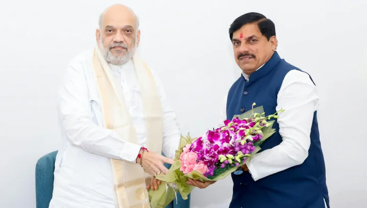 मुख्यमंत्री डॉ.मोहन यादव ने केंद्रीय गृह एवं सहकारिता मंत्री अमित शाह से की सौजन्य भेंट