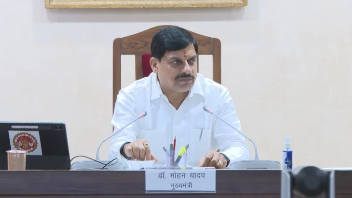 सीएम डॉ. मोहन यादव ने 41 हजार करोड़ रुपये के कार्यों को दी स्वीकृति, जानें कैबिनेट ने और क्या-क्या लिए निर्णय?