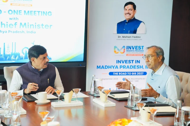 सीएम डॉ. मोहन यादव ने की शराफ ग्रुप के प्रेसिडेंट के साथ मीटिंग, एमपी के शिपिंग-लॉजिस्टिक्स में मिल सकता है सपोर्ट