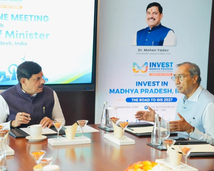 CM Dr. Mohan Yadav held a meeting with the President of the Sharaf Group; Chief Minister Dr. Mohan Yadav