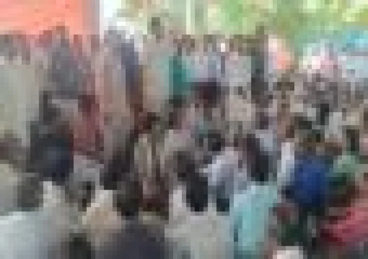 टीईटी की अनिवार्यता के विरोध में भोपाल में शिक्षकों का धरना, प्रशासन ने नहीं दी अनुमति