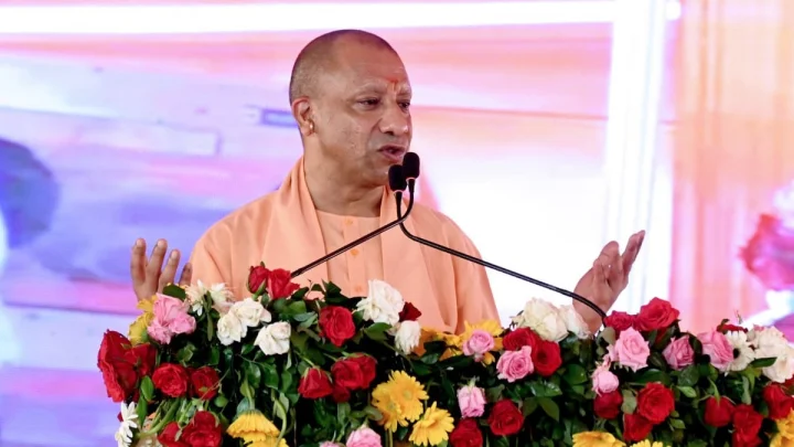 नोएडाच्या जेवर विमानतळाला पंतप्रधान नरेंद्र मोदी यांचे नाव दिले जाणार, योगी मंत्रिमंडळाचा मोठा निर्णय