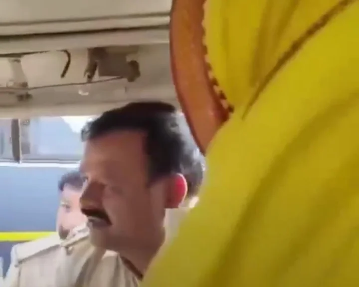 Bhopal News: Misrod TI Ratan Singh suspended for making derogatory remarks against tribal youths who greeted him with Jai Johar