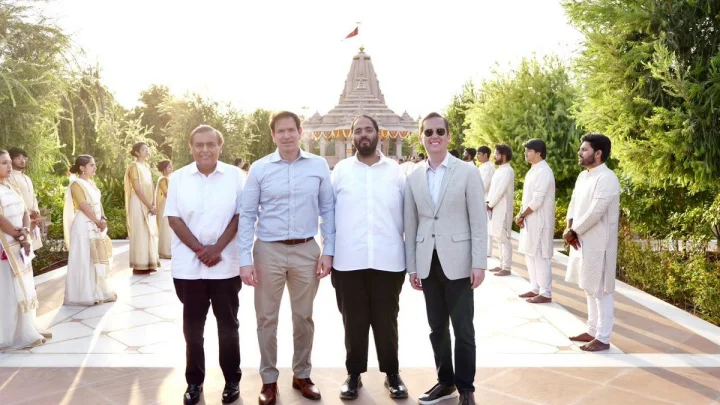 मार्को रुबियो पहुंचे जामनगर रिफाइनरी, न्यू एनर्जी गीगा-फैक्ट्री और डेटा सेंटर में अमेरिकी कंपनियों से सहयोग पर चर्चा