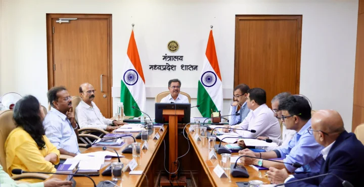 मध्यप्रदेश में नशे का रैकेट ध्वस्त करने के लिए चलेगा अभियान, मुख्य सचिव ने दिए निर्देश, कॉलेजों में बनेंगी एंटी ड्रग कमेटी