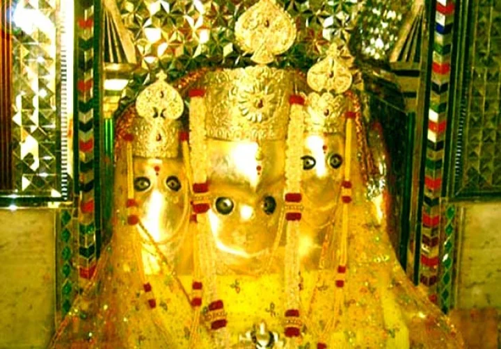 Bagalamukhi Mantra