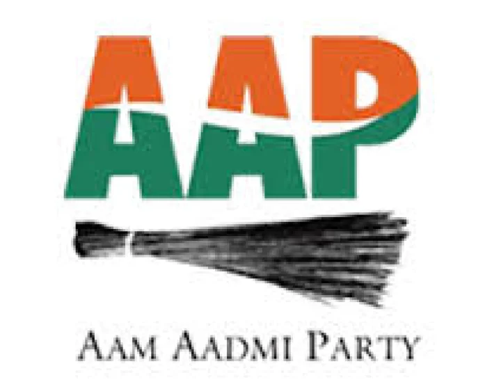 Agile Yogesh joins Aam Aadmi