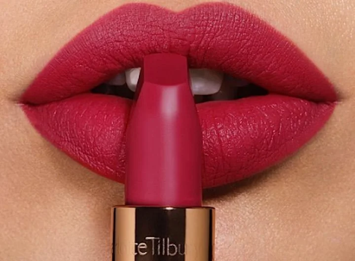 ಲಿಪ್ ಸ್ಟಿಕ್