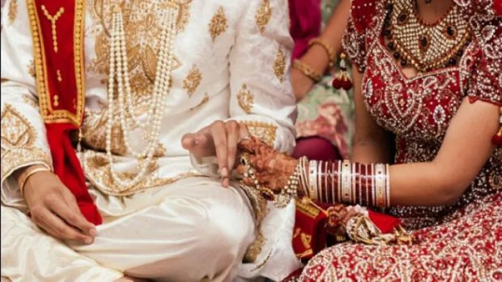 राशीनुसार अविवाहितांसाठी 2018 मधील सोपे उपाय