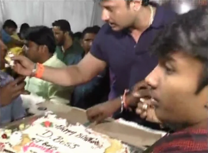 ಸ್ಯಾಂಡಲ್ ವುಡ್ 