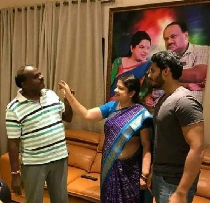 ನಿಖಿಲ್ ಕುಮಾರಸ್ವಾಮಿ