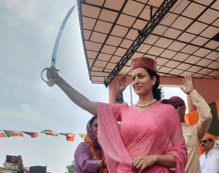 mandi kangana