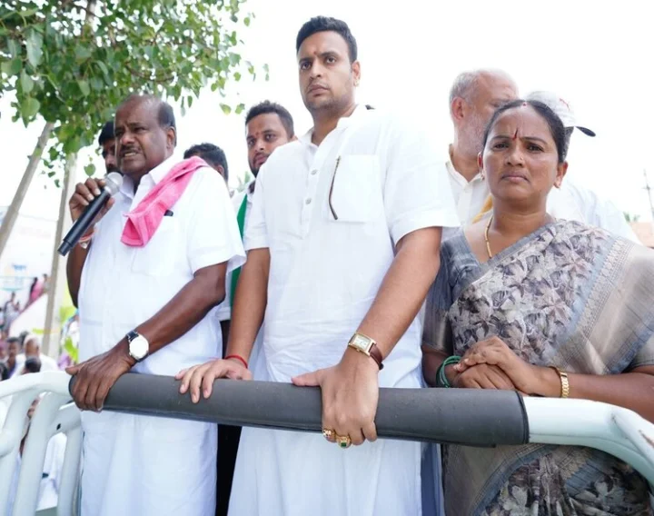 Nikhil Kumaraswamy, Channapatna By Election, Mysore MP Yaduveer,