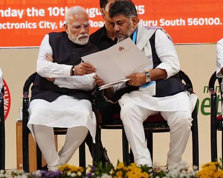 DK Shivakumar-Modi