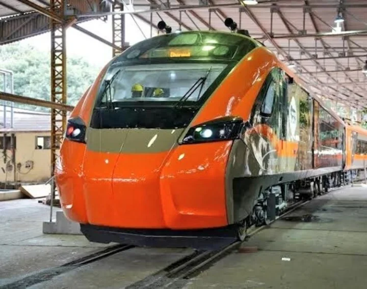 Ernakulam-Bangalore train, Prime Minister Narendra Modi, Vande Bharat Express