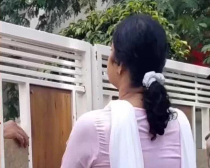 ಸಿಎಂ ಡಿಕೆ ಶಿವಕುಮಾರ್ ನೋಡಲು ಬಂದ ಹಿರಿಯ ನಟಿ ಪ್ರೇಮಾಗೆ ನೋ ಎಂಟ್ರಿ ಎಂದ ಭದ್ರತಾ ಸಿಬ್ಬಂದಿ Video