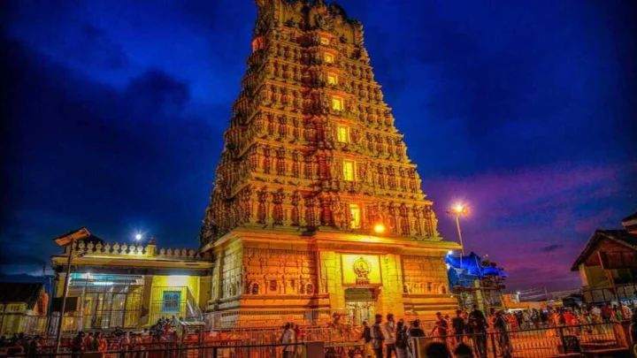 ಆಷಾಢ ಶುಕ್ರವಾರ ದೇವಿ ಆರಾಧನೆ ಹೀಗೇ ಮಾಡಿ
