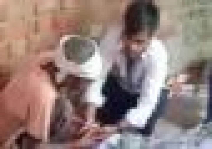 ಎಂಥಾ ಲಜ್ಜೆಗೆಟ್ಟ ಮಗ.. ಆಸ್ತಿ ಆಸೆಗೆ ಹೆಣವಾಗಿ ಮಲಗಿದ್ದ ತಂದೆಗೆ ಮಾಡಿದ್ದು ನೋಡಿದರೆ ಛೀಮಾರಿ ಹಾಕ್ತೀರಿ Video