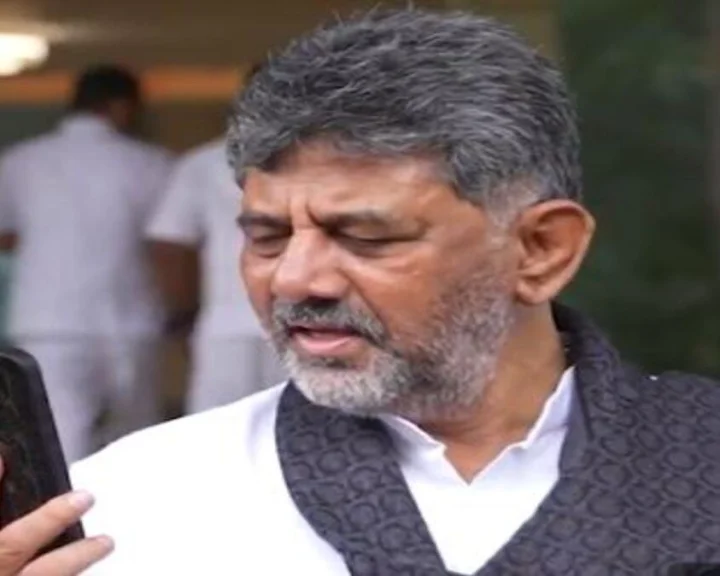 ನೇಪಾಳ ದುರಂತದಲ್ಲಿ ಬದುಕುಳಿದ ಕನ್ನಡಿಗನ ಜತೆ ಸಿಎಂ ಡಿಕೆ ಶಿವಕುಮಾರ್ ವಿಡಿಯೋ ಕಾಲ್‌ನಲ್ಲಿ ಮಾತುಕತೆ