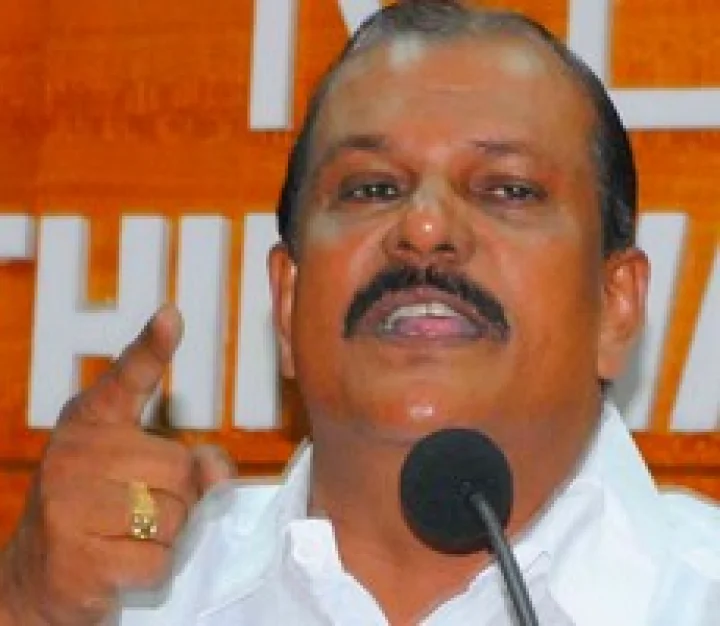 ആന്‍റോ ആന്‍റണി അണയാന്‍ പോകുന്ന ദീപം: പി സി ജോര്‍ജ്