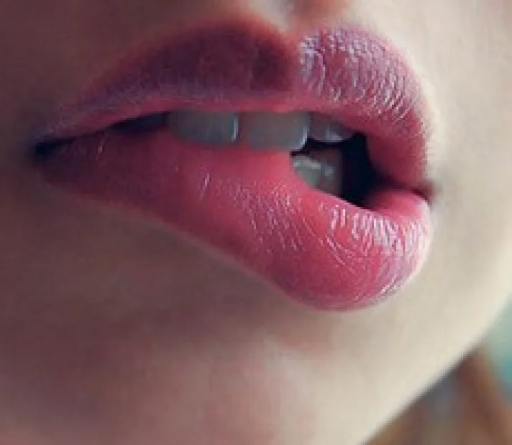 ചുണ്ടുകളുടെ സൌന്ദര്യം 