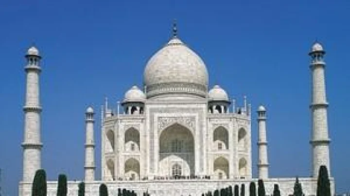 Vastu Tips तुम्हीही घरात ठेवता का ताजमहाल? वास्तुनुसार जाणून घ्या शुभ-अशुभ परिणाम