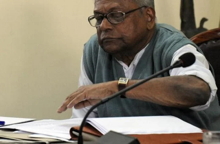 വി എസ് അച്യുതാനന്ദന്‍