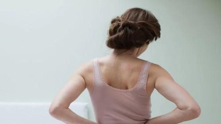 कंबरदुखी दूर करण्यासाठी अंडरविअर