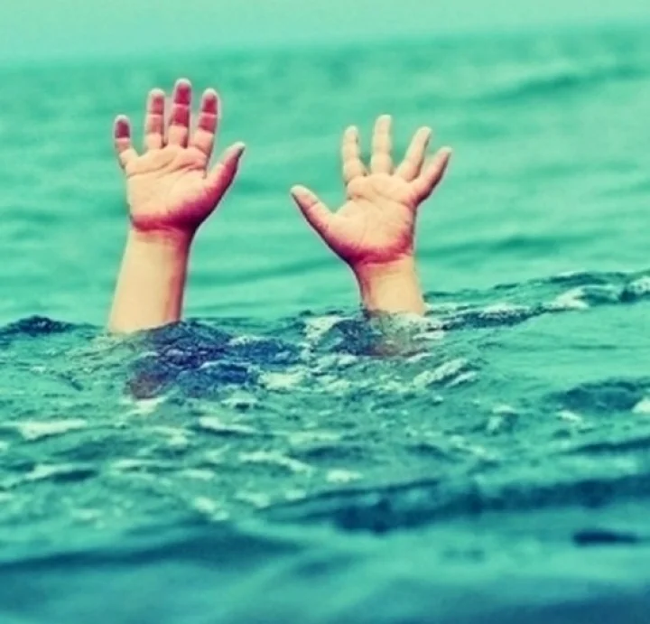 drown