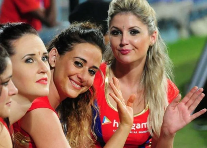 ચીયરલીડર્સ