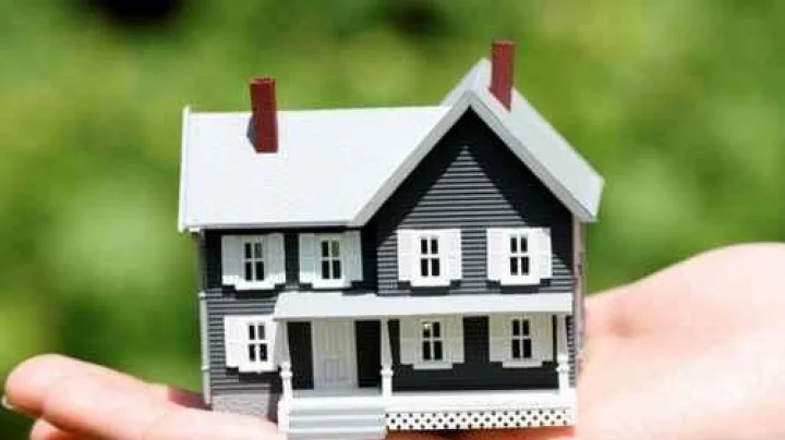 Vastu Tips – ह्या तीन वस्तू दारासमोर ठेवू नये