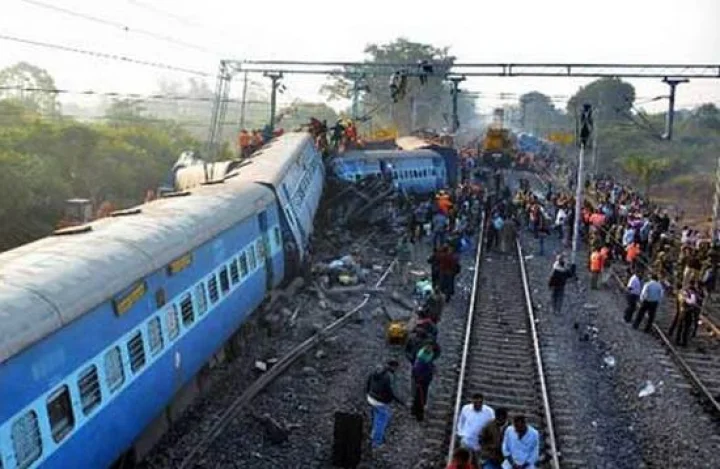 Three killed as Vasco Da Gama-Patna express derails in Chitrakoot