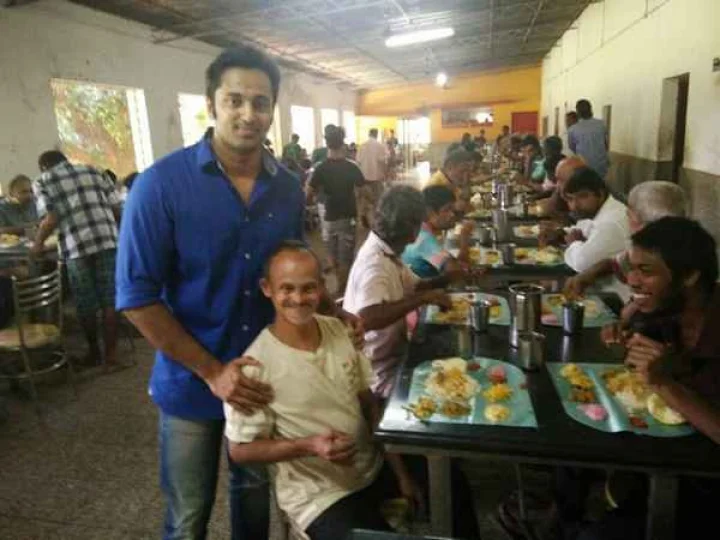 ഉണ്ണി മുകുന്ദന്‍