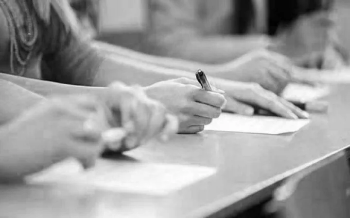 വാർത്ത നീറ്റ് പരീക്ഷ അടി വസ്ത്രം News Neet exam underwear