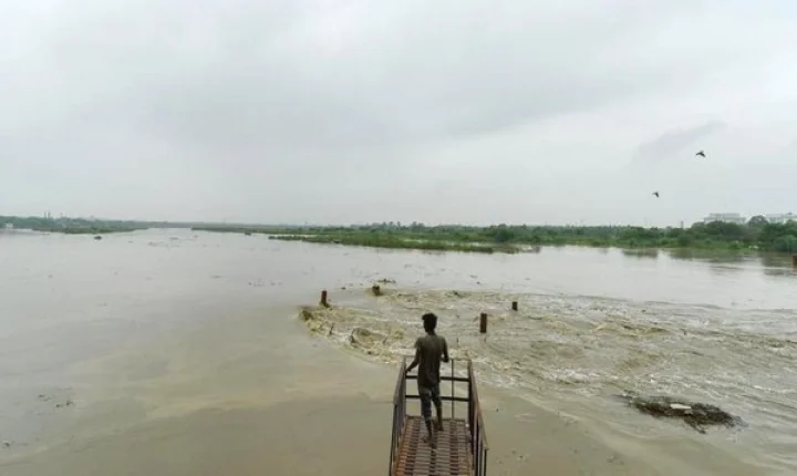 Flood Alert in Kerala Rivers