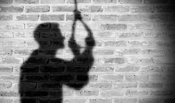 Delhi boy attempt suicide